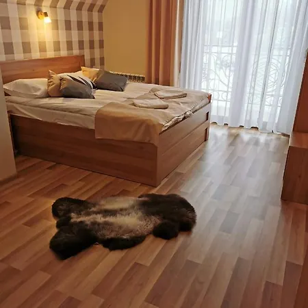 Klabuk Alloggio in famiglia Białka