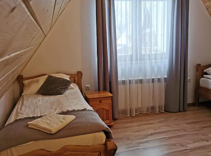 ホームステイ Klabuk ビャウカ